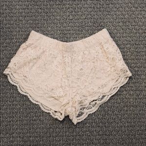Forever 21 laced shorts